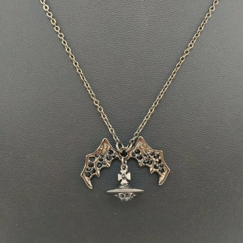 VIVIENNE WESTWOOD Batwing 3D Sphere